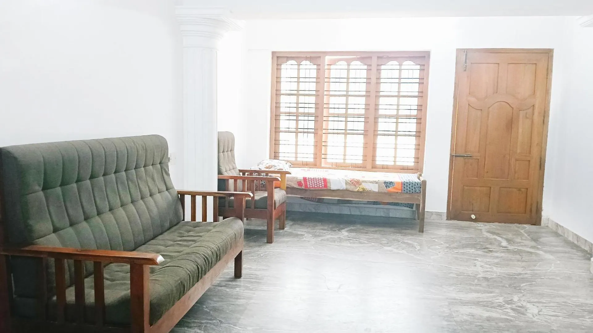 Guest house Parthasarathy Home Stay Thiruvananthapuram